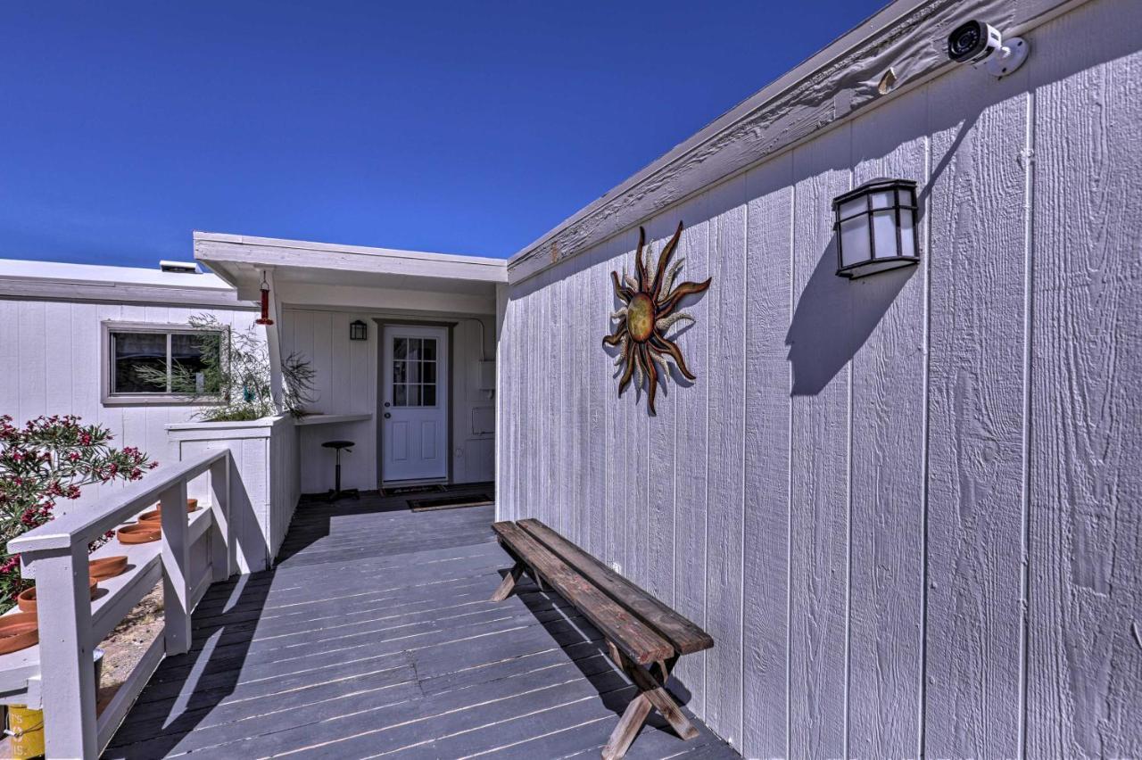 Rustic Bullhead City Retreat With Porch And Views Exterior foto